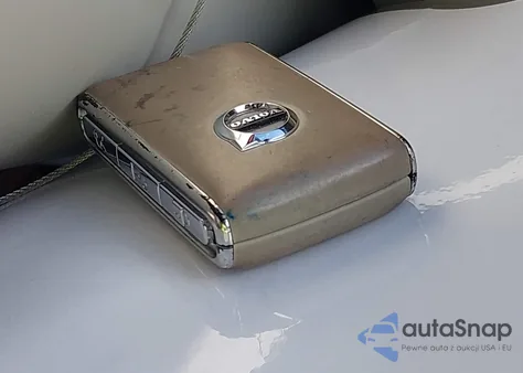 2016 Volvo Xc90 T6 Inscription из США, поврежденный, VIN YV4A22PL2G1048613